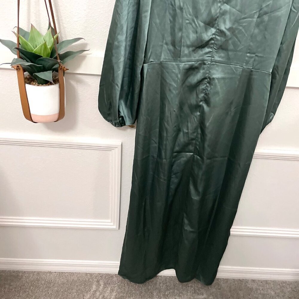 Nwt Veiled Collection Green Long Sleeve Dress Size L — image 6 of 8